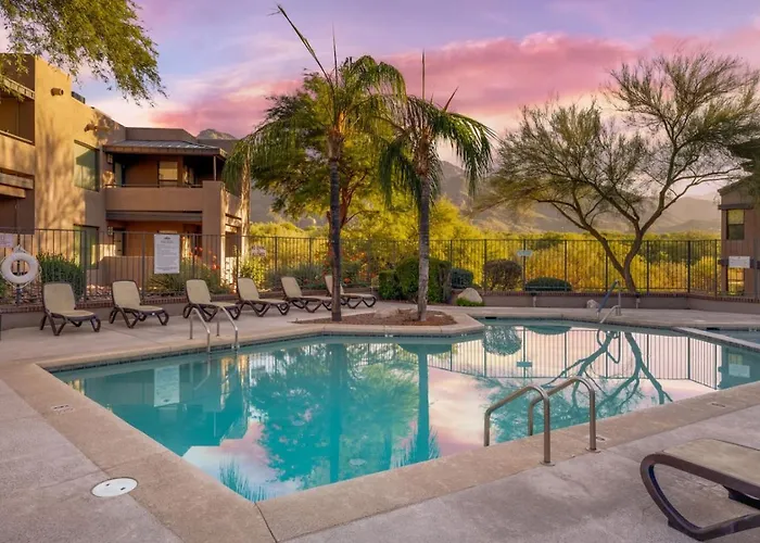 East, Golf View, 2 Bedroom 2Ba, Htd Pools, Sabino