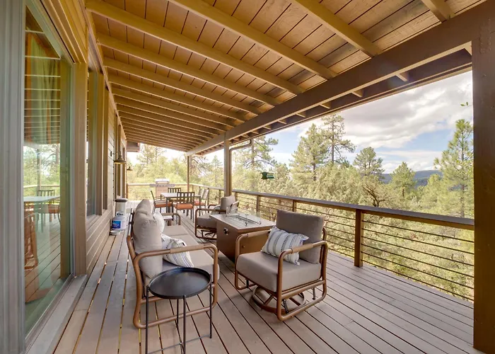 Sunset Views + Scenic Trails: Spacious Pine Escape