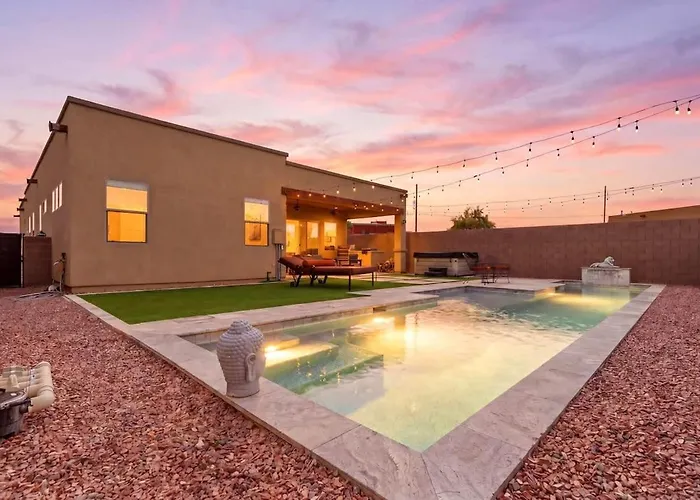 Foothills Home With Pool & Hot Tub