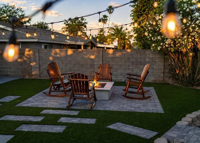 Desert Escape Putting Green And Fire Pit
