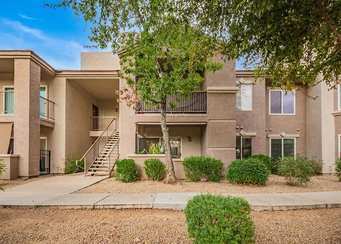 Cordillera Condo: Pools Hot Tubs Racquetball Patio Retreat