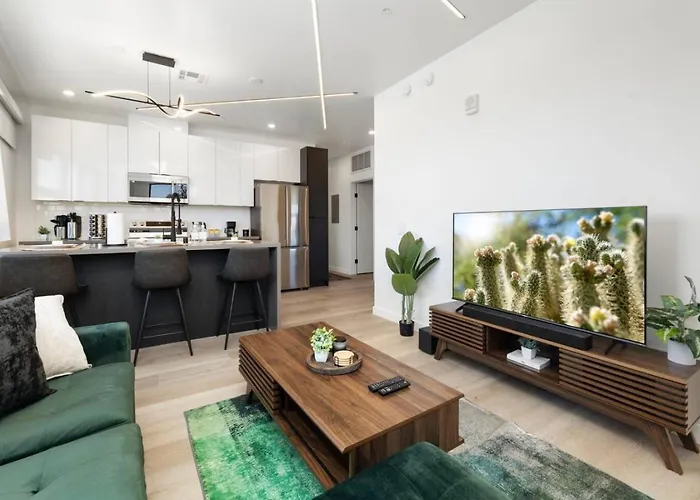 Spacious 2Br Suite With Fast Fiber Near Downtown Phx