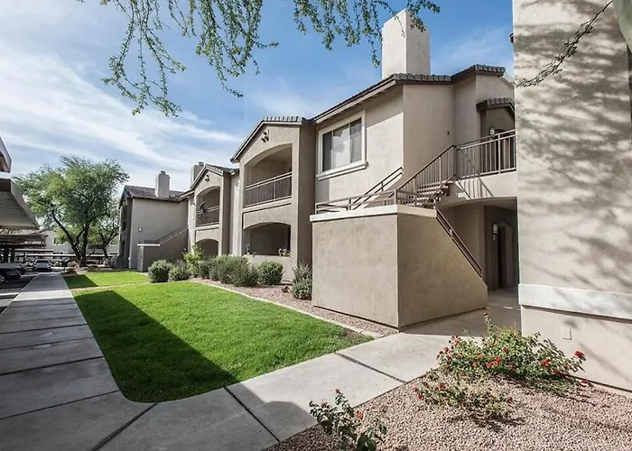 The Citrine Garden At Scottsdale