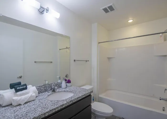 Phx Downtown Stay Pool Gym Free Parking Wd