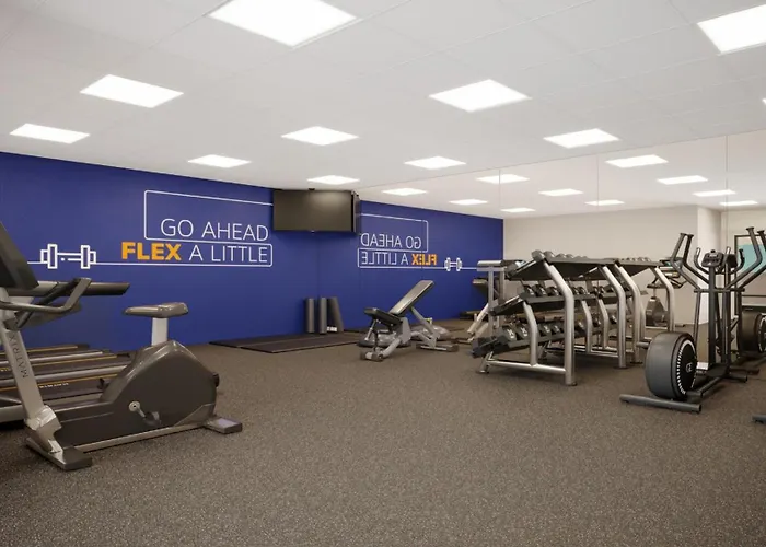 Holiday Inn Express & Suites Phoenix - Midtown, An Ihg Hotel