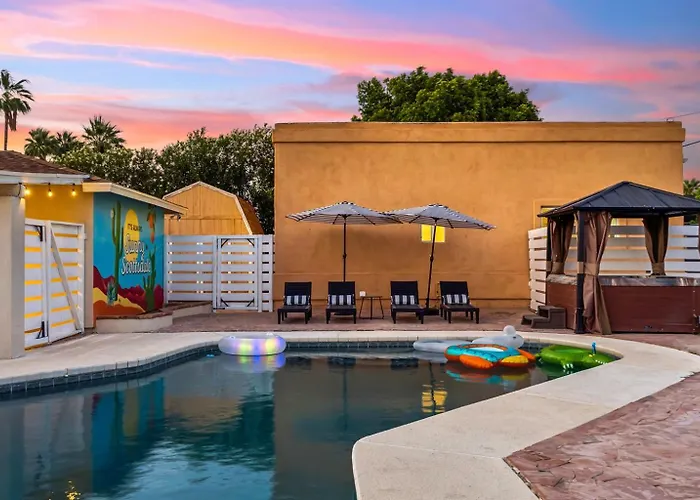 Prime Location Shared Pool Hot Tub Games
