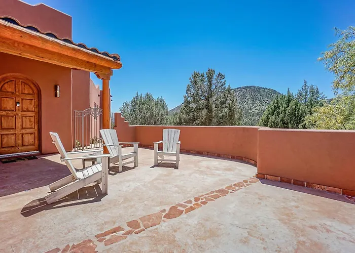 Hutson Lane Stunning Views Secluded Central Location Outdoor Pizza Oven Sedonas Essence