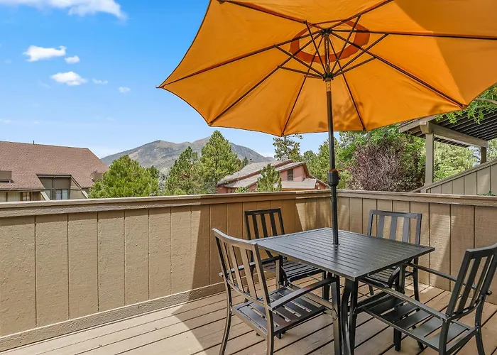 Mountain Oasis Stunning Views Renovated Condo Near Flagstaff Attractions