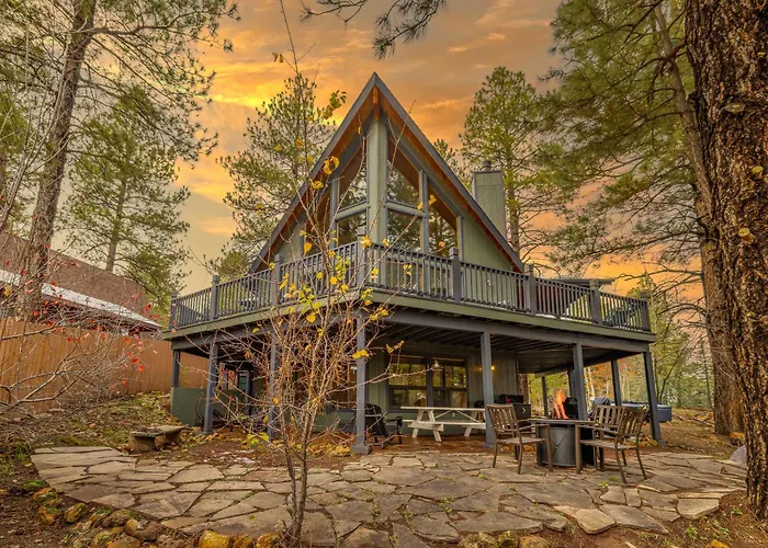 Spacious Flagstaff A-Frame Casita Getaway