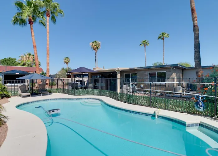 Pool, Hot Tub, Outdoor Kitchen, Near I10