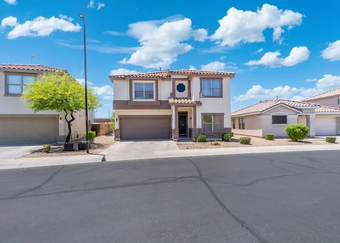 Perfect Chandler Base Downtown Freeways & More