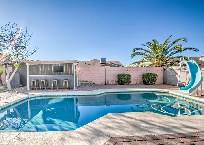 Glendale Getaway - Walking Distance To Stadium