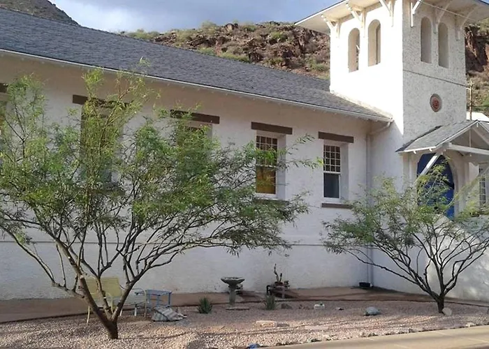 Tranquil Eclectic Vacation Rental With Spectacular Cliff Views By Arizona'S Coronado Trail
