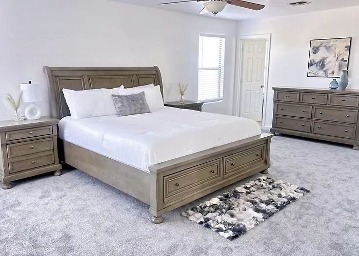 Prime North Scottsdale Retreat