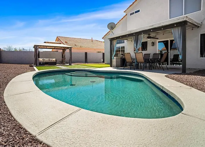 Modern Oasis W/ Pool Near Spring Training
