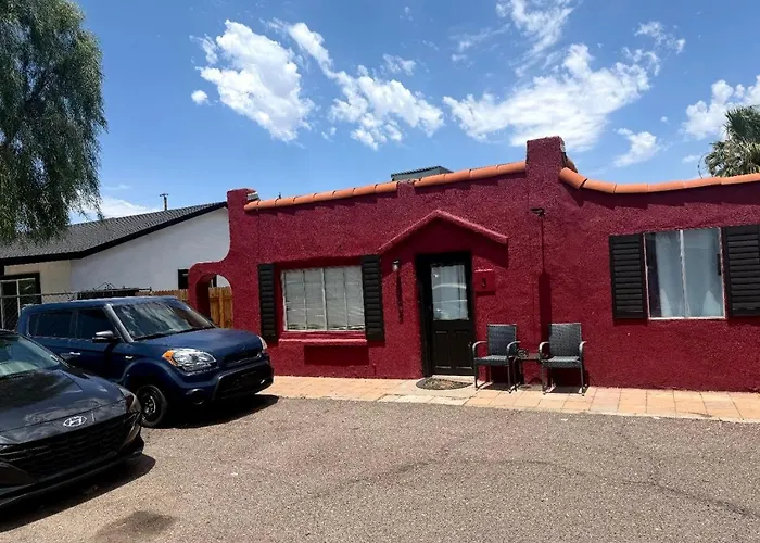 Cheap Room On Willetta Street