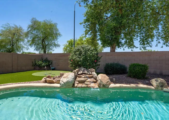 Arizona Desert Oasis W Heated Pool