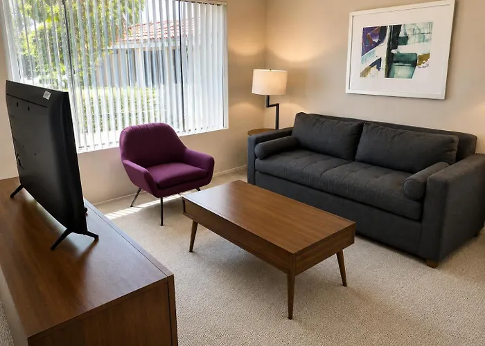 Chandler Getaway 2Br 2Ba Pool Gym King Bed