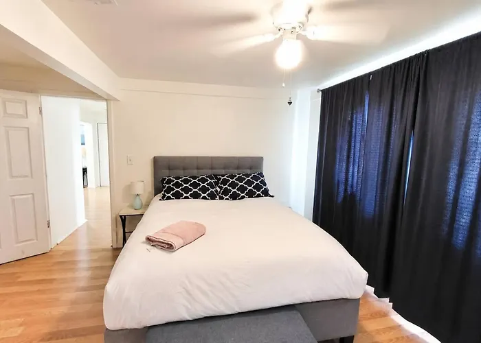 Unit 2 - Stylish 2Br Downtown Phoenix Retreat In Roosevelt Row, Parking Included