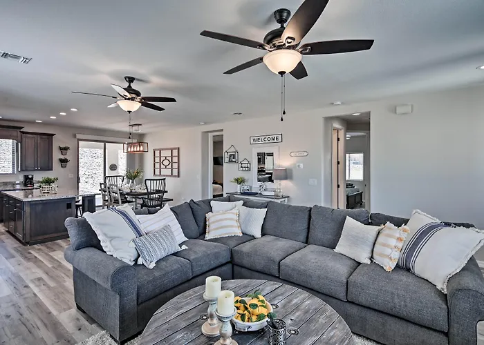 Luxe Home W/ Ohv Access, 5 Mi To Lake Mohave!