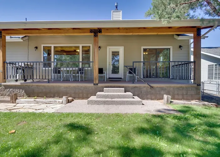 Modern Show Low Home W/ Bbq & Fire Pit!