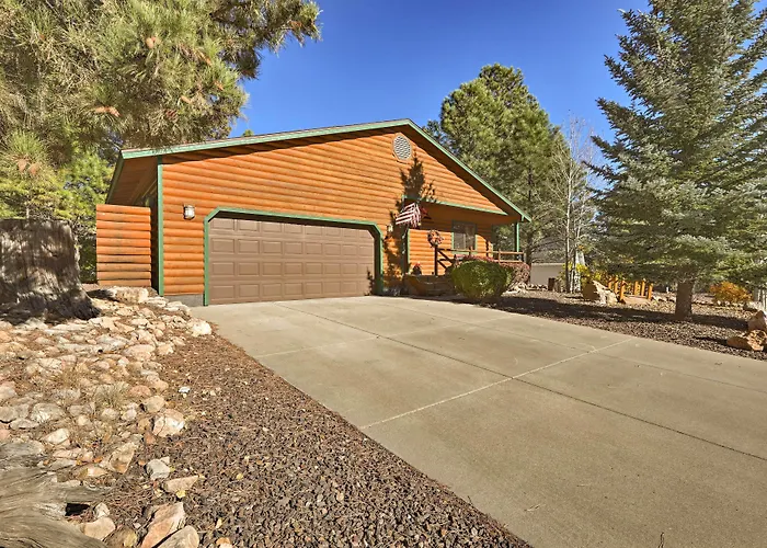 Rustic Cabin W/ Deck ~ 4 Mi To Old Town Flagstaff!