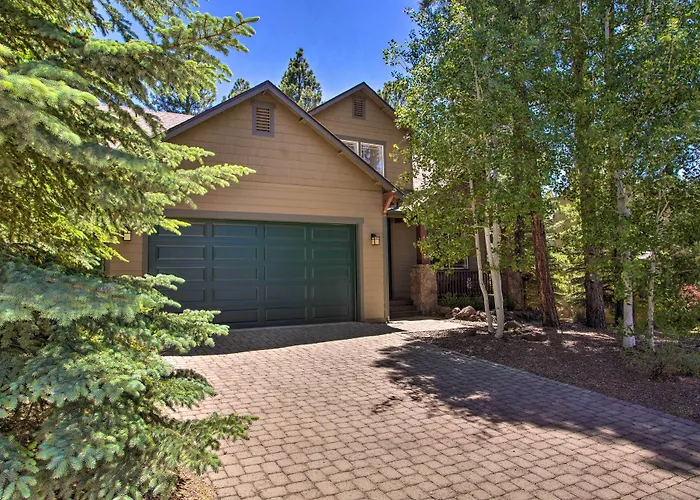 Flagstaff Hideaway: Private Hot Tub, 4 Mi To Dtwn!