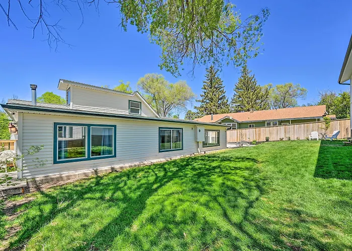 Stylish 'Basecamp 6850' Near Downtown Williams!