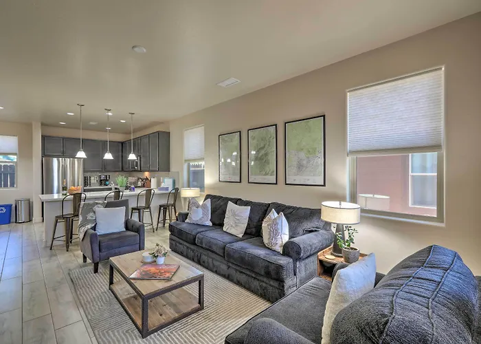 Centrally Located Flagstaff Vacation Home W/ Patio