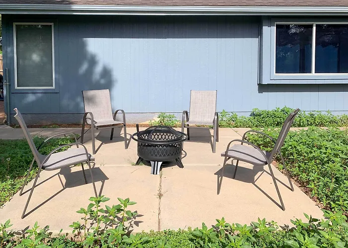 Modern Flagstaff Retreat ~ 4 Mi To Downtown!