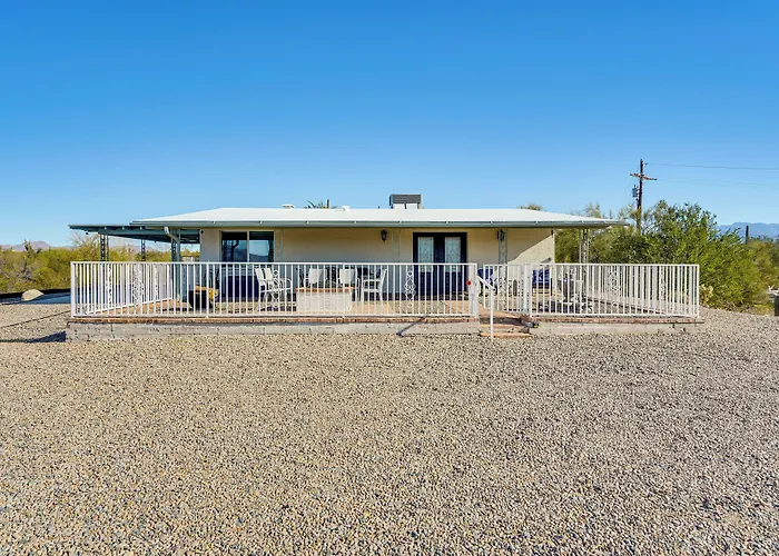 Classy Tucson Escape W/ Fire Pit On 5 Acres!