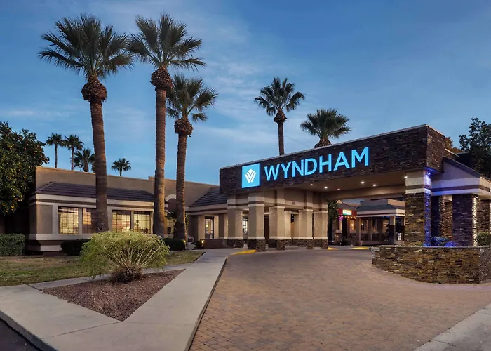 Wyndham Tucson Airport Hotel & Conference Center