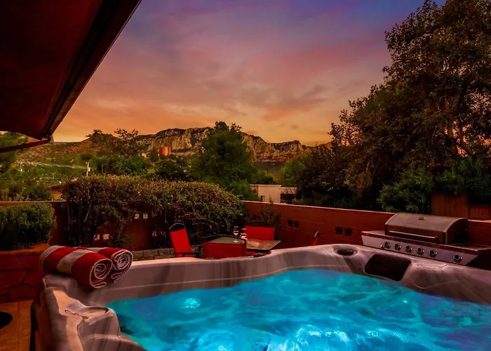 Sedona Views With Private Hot Tub For The Entire Family