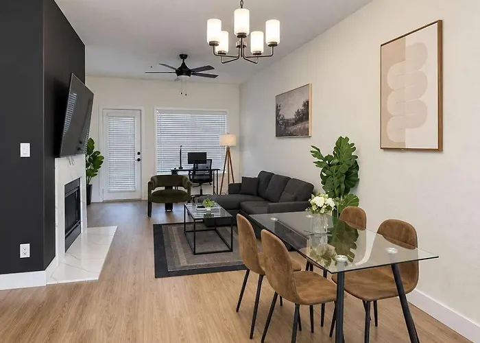 Modern2Br Pickle&Basketball Ct,Pool,Bbq&Pet Frndly