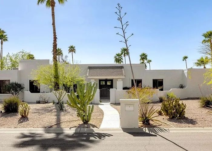 Luxury Home With Pool, Pickleball Court And Fireplaces In Scottsdale, Arizona