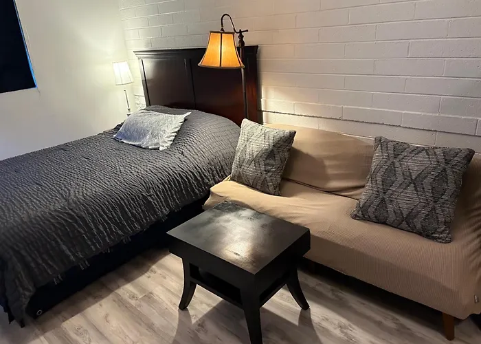 Brill Studio Close To Sky Harbor Airport Scottsdale Tempe Downtown Phx Shopping And Freeways