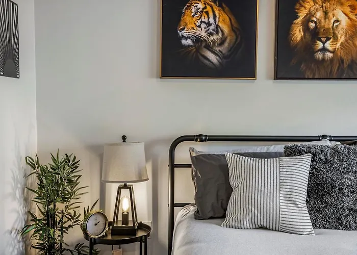 Escape To The Lion'S Den 1Br King Bed Suite