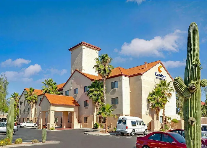 Comfort Inn & Suites - Tucson Airport