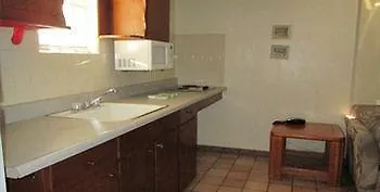 Topaz Inn And Suites