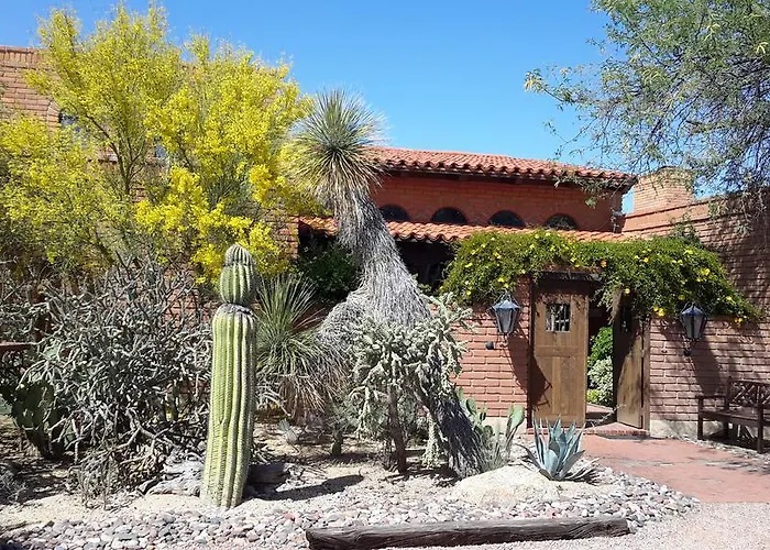 Desert Trails Bed & Breakfast