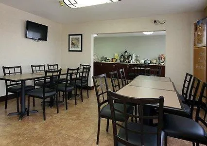 Quality Inn & Suites Phoenix