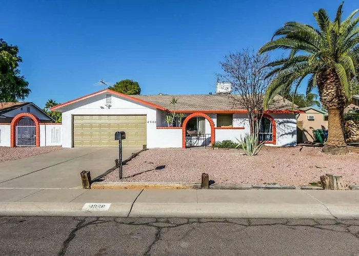 Larkspur Villa - Lovely & Entertaining Hot Tub With Pool, Resort Living!