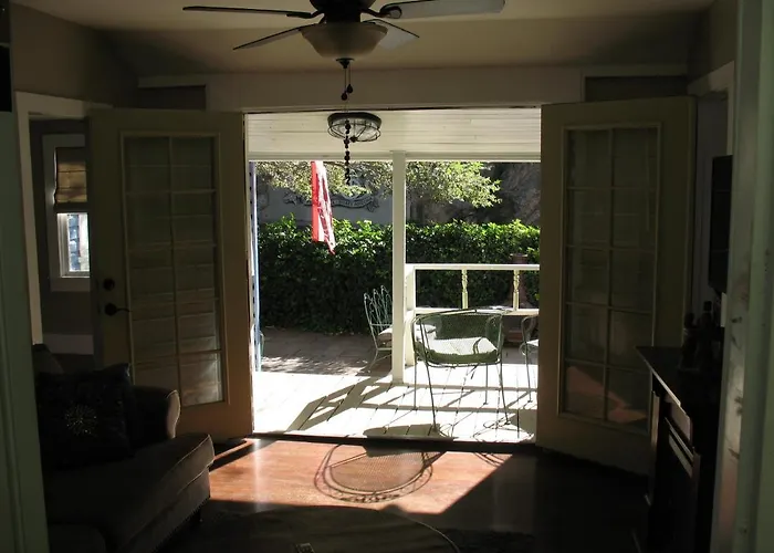 The Cottage At Castle Rock
