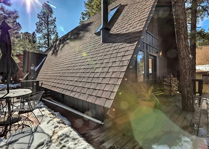 Deck & Forest Views: Munds Park A-Frame Cabin