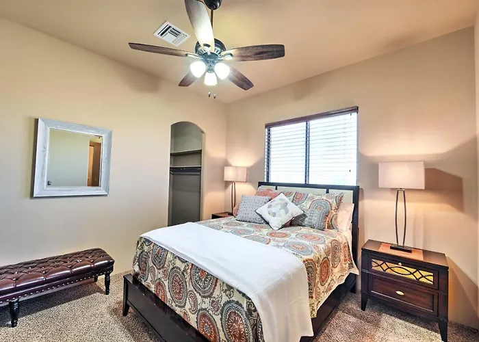 Scottsdale Home: Pickleball, Heated Pool & Hot Tub