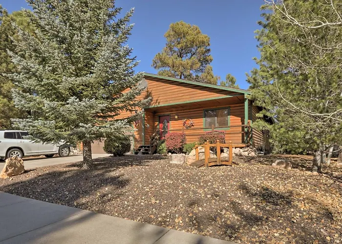 Rustic Cabin W/ Deck ~ 4 Mi To Old Town Flagstaff!
