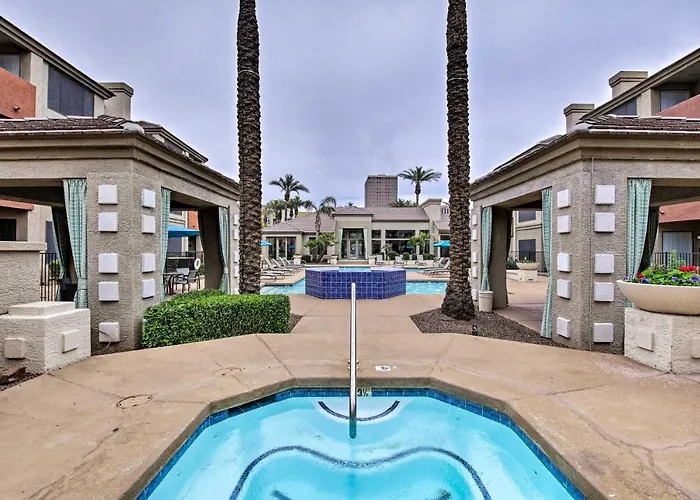 Modern Condo W/ Pool Access ~ 3 Mi To Dtwn Phoenix