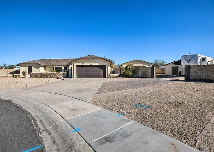 3 Mi To Westgate: Desert Home W/ Hot Tub In Peoria